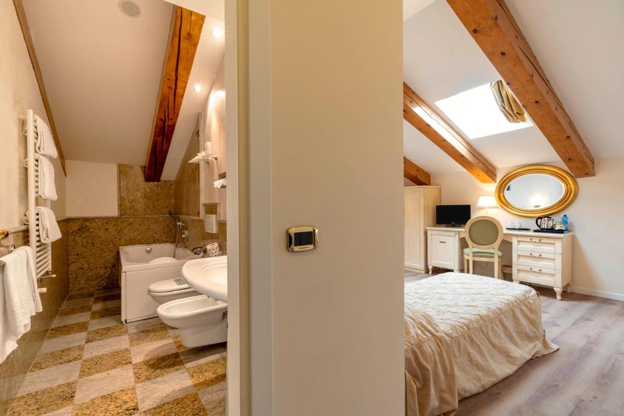 Panorama Hotel 4*