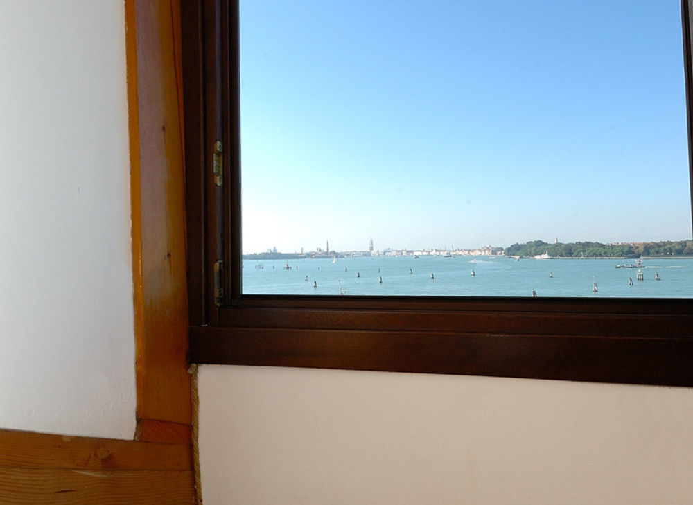 Panorama 4*